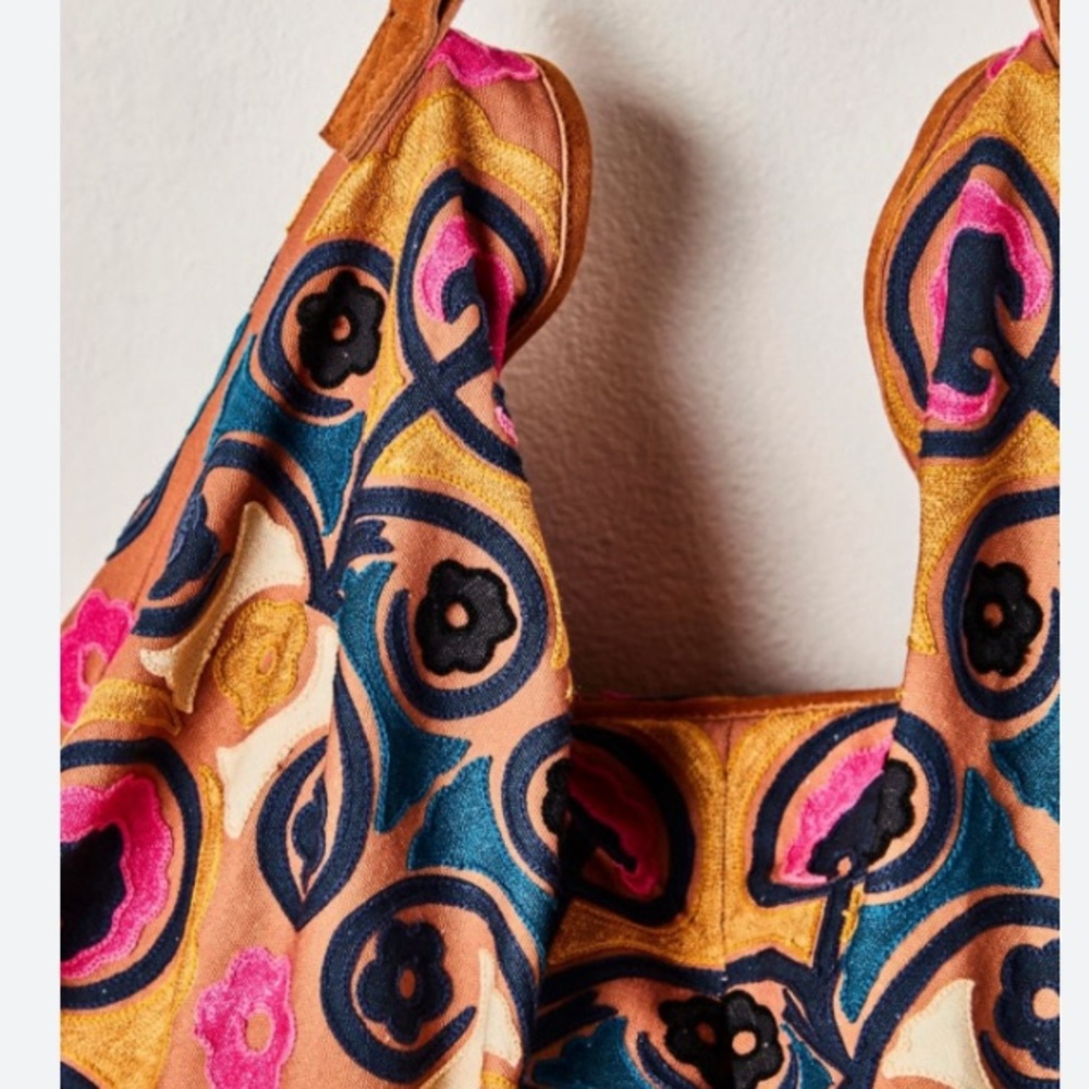 Gorgeous, Free People Hypnotized Slouchy Tote❤️ NWOT - Picture 10 of 12